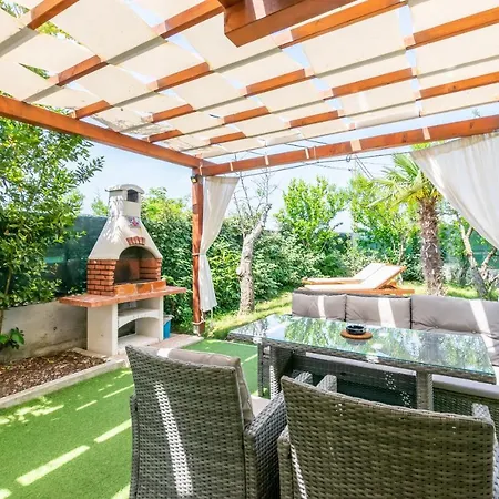 בית נופש House Zeljko