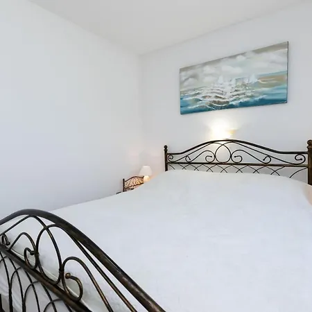 בית נופש House Zeljko