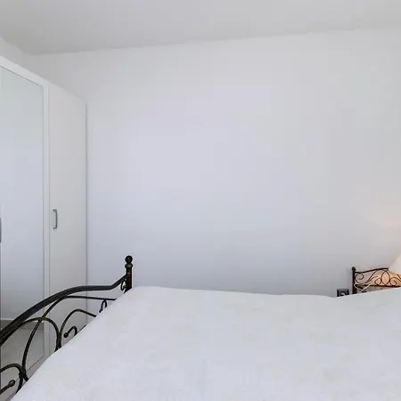 בית נופש House Zeljko *