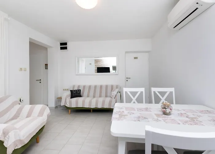 House Zeljko * Kampor